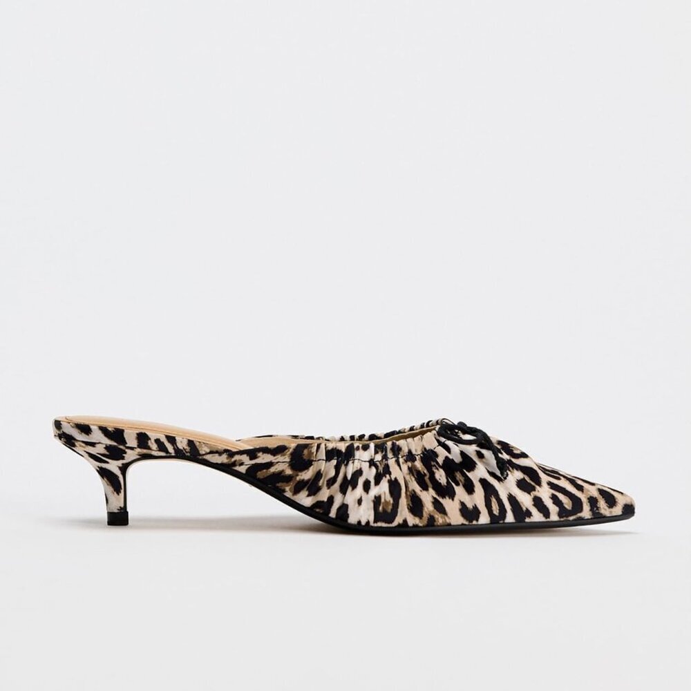 Women's Leopard Slip On Mules Backless Low Heel Pumps Kitten Heel Bow Mules - Picture 5 of 5